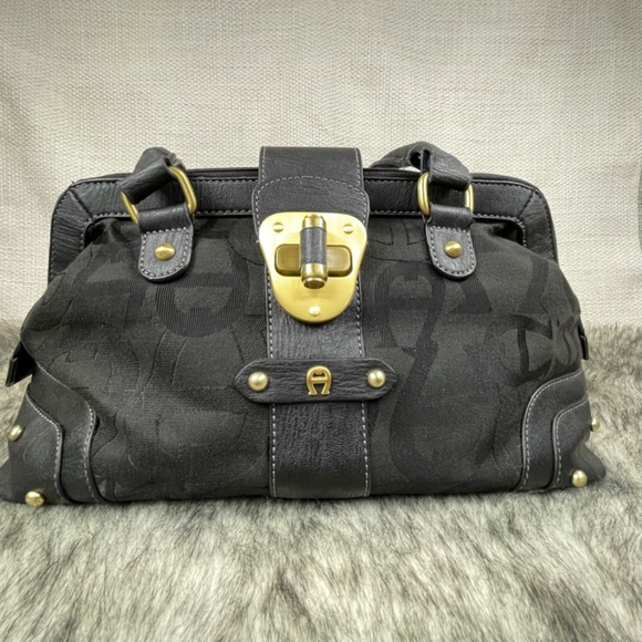 Etienne Aigner Black Signature Canvas Doctor-Style Satchel EUC - Picture 15 of 16